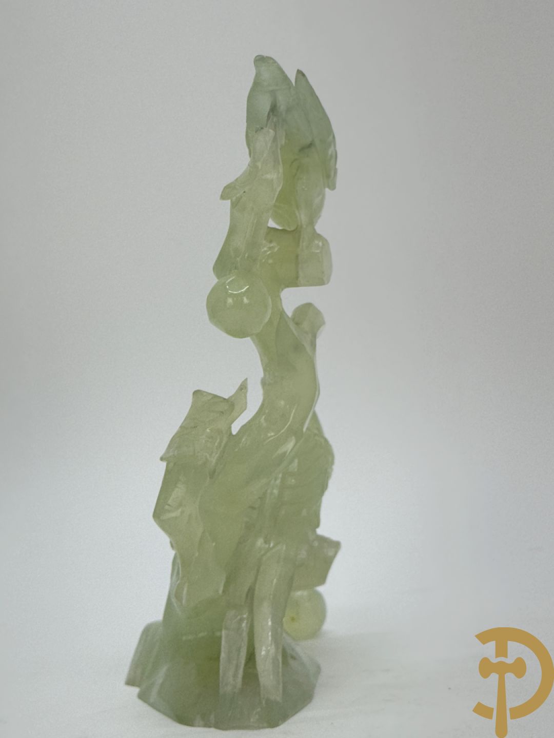 Jadeiet sculptuur van boom met vogels + koppel vogels op bloemen in jadeiet + 2 vogels op tak in jadeiet