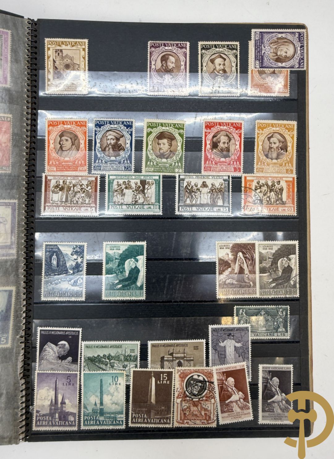 10 postzegelalbums van o.a. Duitsland, Congo, België, ... - Heel divers met veel zeldzame zegels
