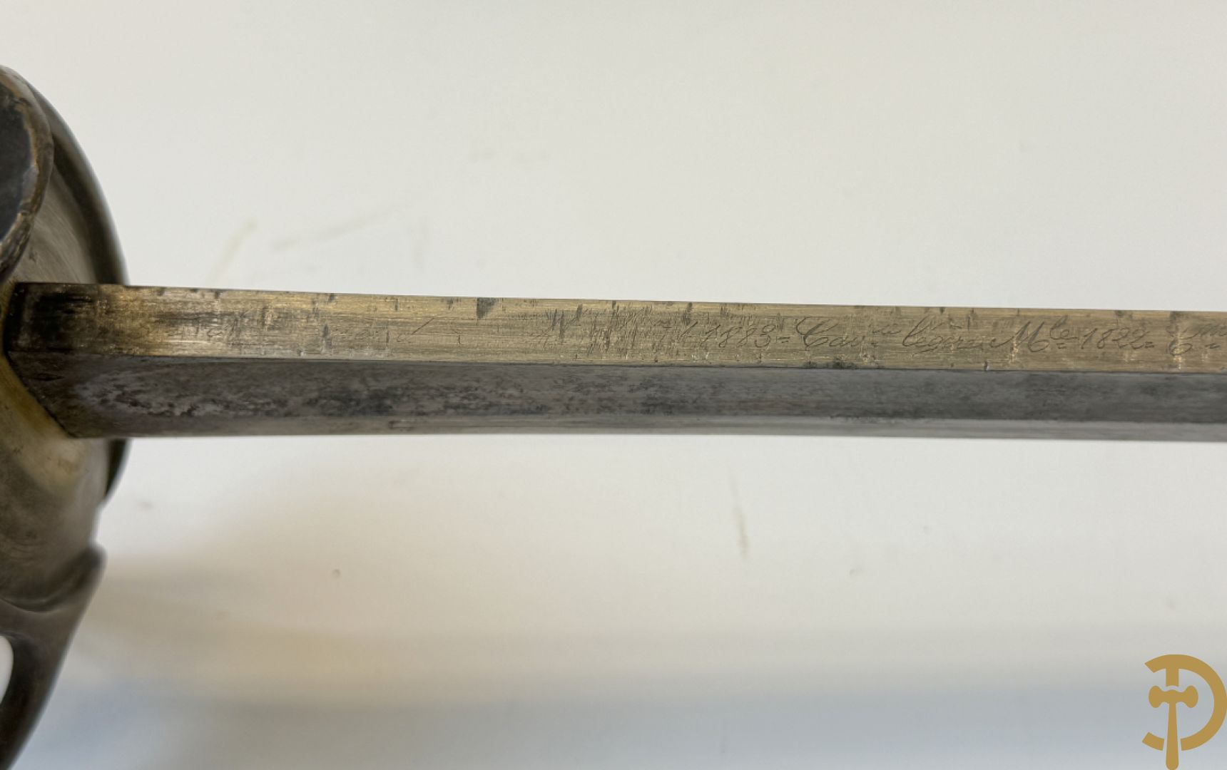Sabel in schede van de Franse cavallerie, bovenaan gemerkt
