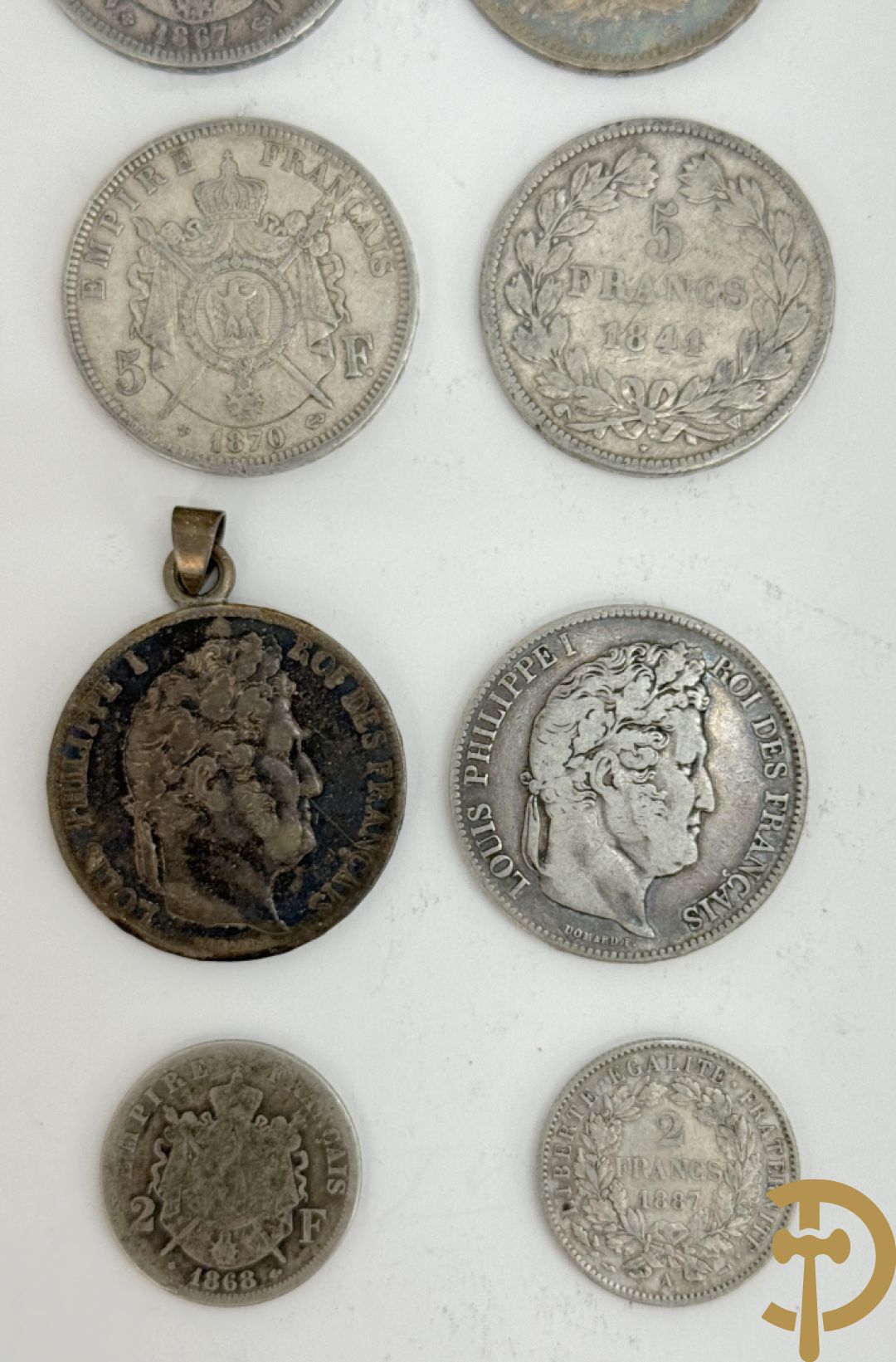 Reeks massief zilveren munten w.o. oude 5 Frank stukken van België en Frankrijk, belgische zilveren munten van 100, 250 en 500 Frank + zilveren munten van 1 Gulden Nederland