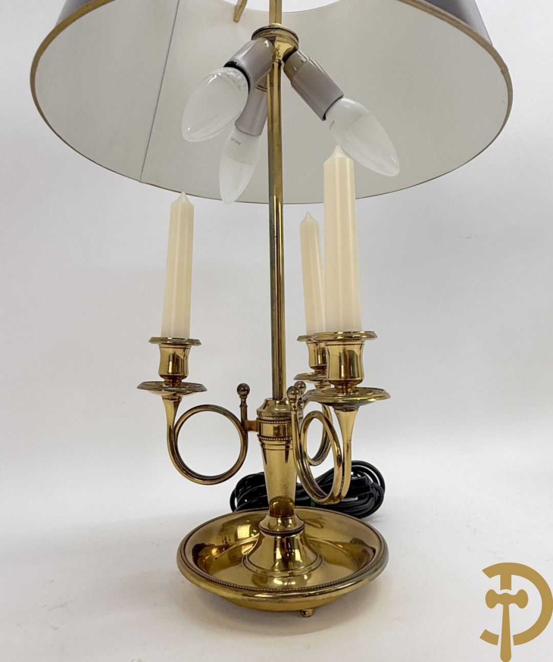 Twee koperen lampes bouillotte, 1 met bovenverlichting en 1 met kaarsenverlichting