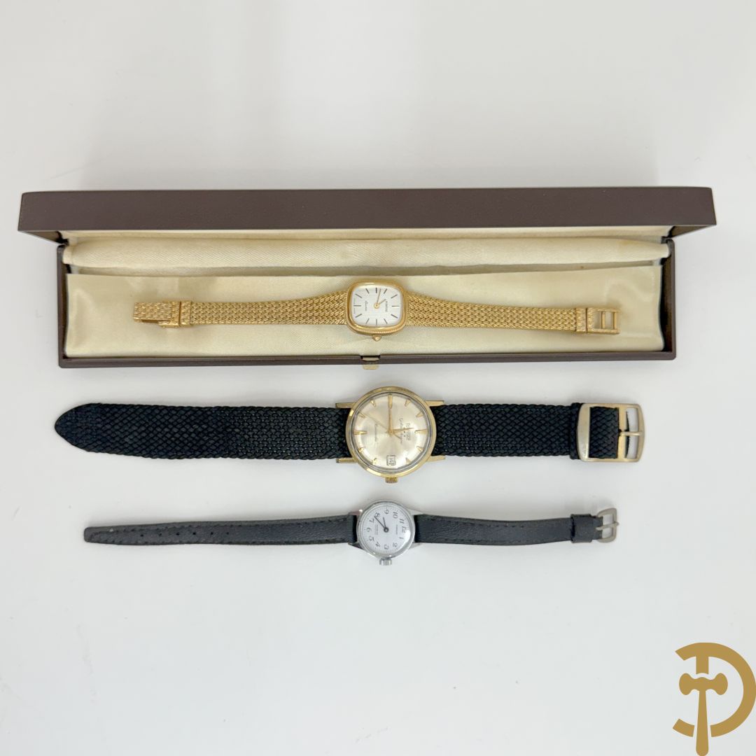 Herenuurwerk Pontiac + 2 damesuurwerken Pontiac
