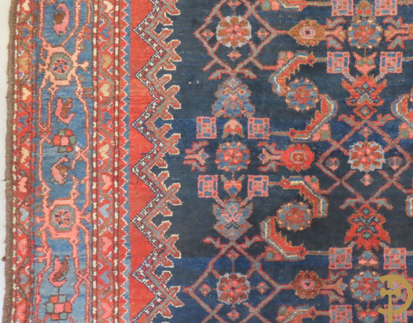 Oosters handgeknoopt tapijt Malayer met geometrisch bloemenpatroon op blauwe fond