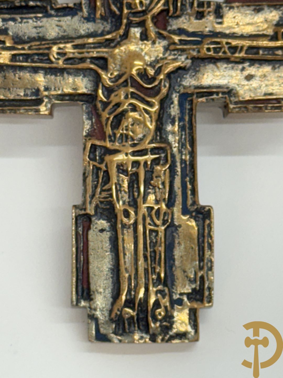 BONDUEL gestempeld - Bronzen kruisje