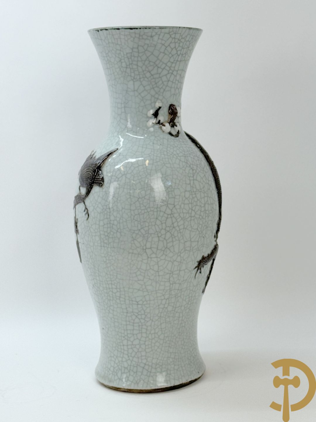 Chinese porseleinen Nankin vaas met drakendecor