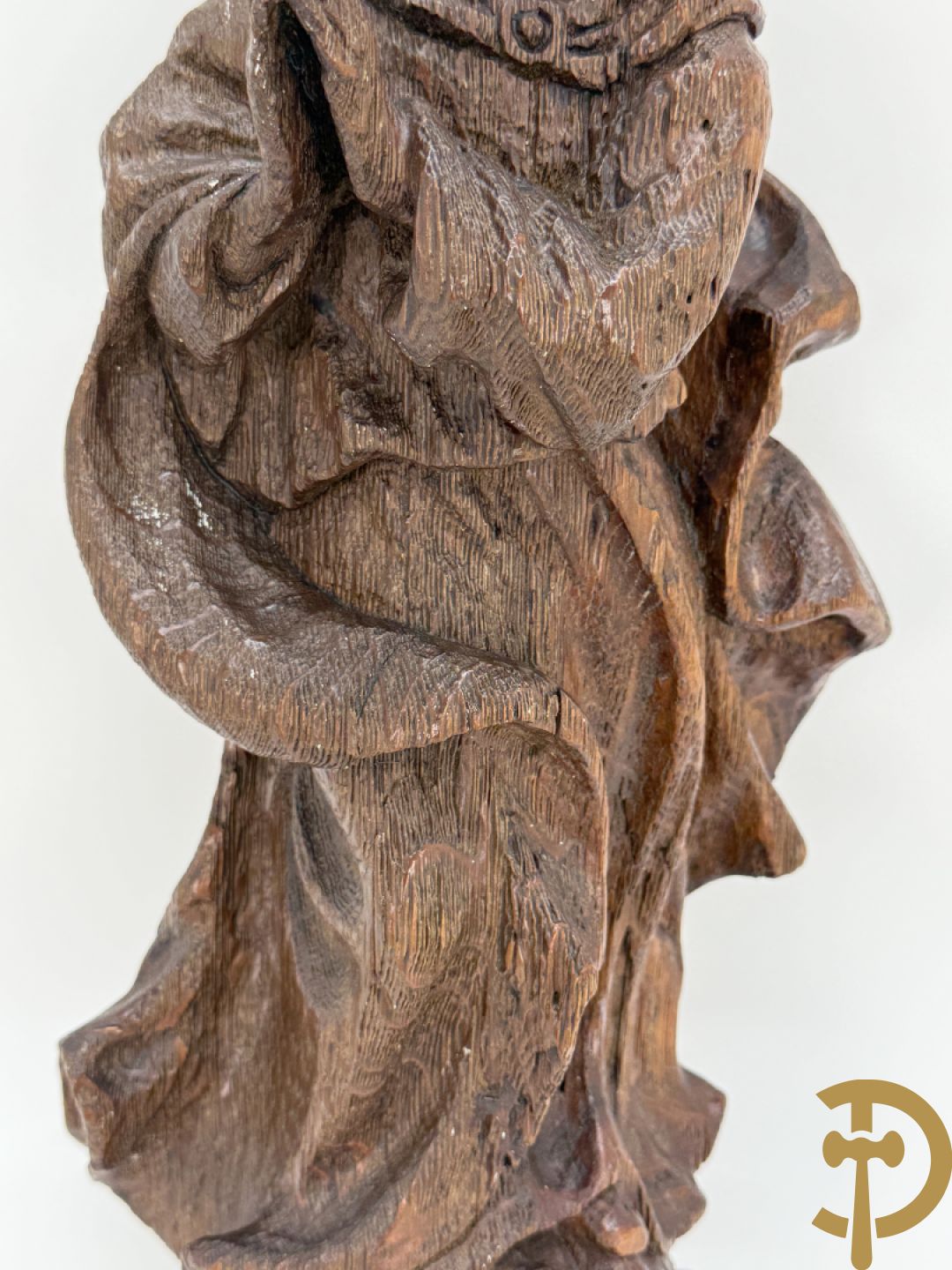 Eikenhouten verweerde houtsculptuur 