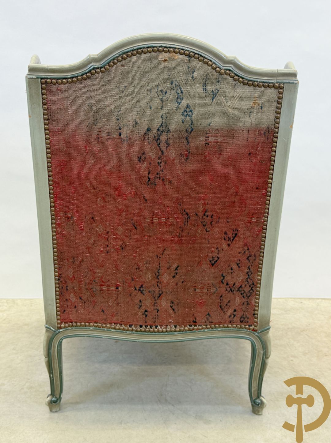Gepatineerde en gemonochromeerde Louis XV bergère