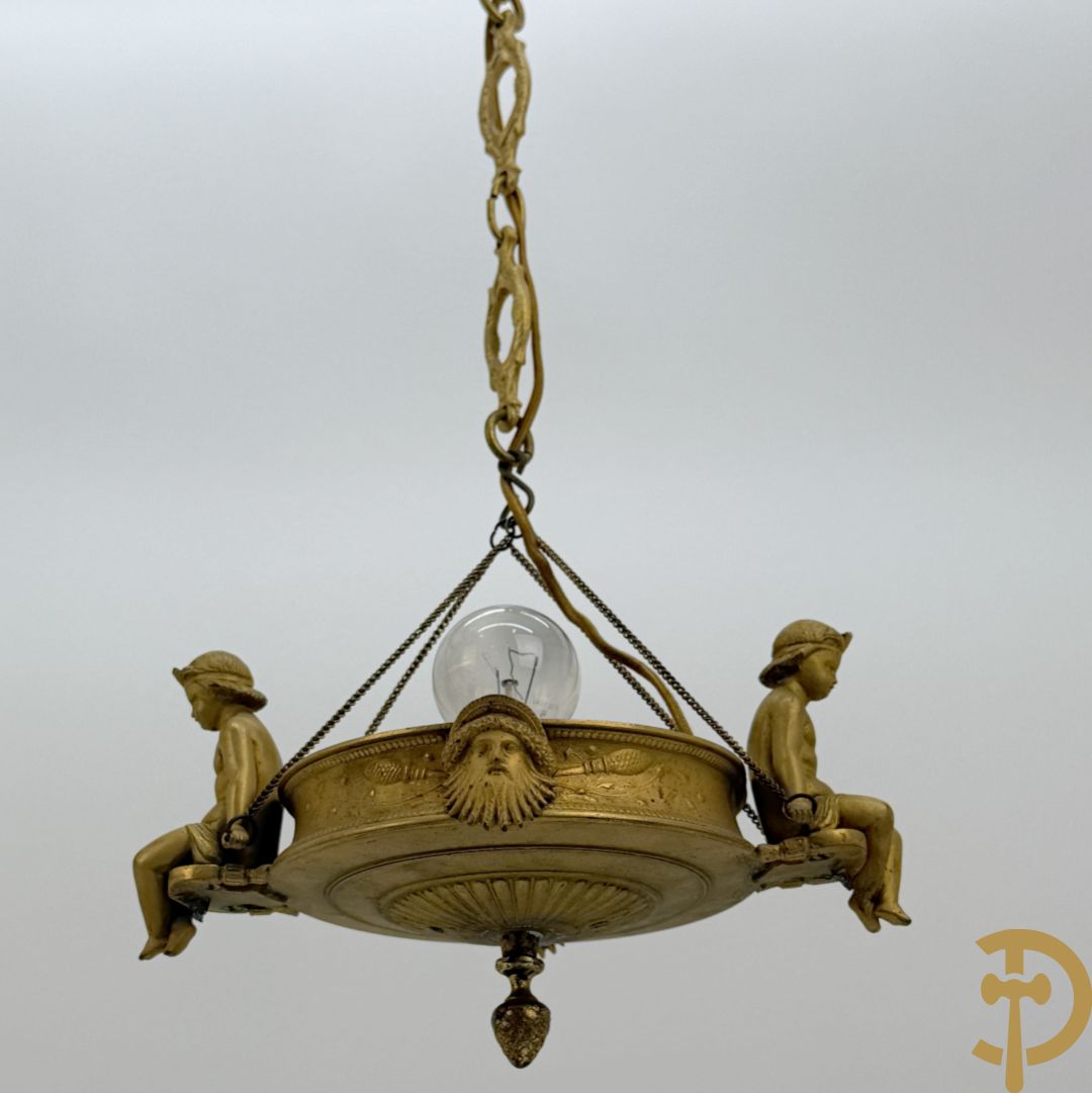 Vuurverguld bronzen hall lantaarntje met zittende cupido