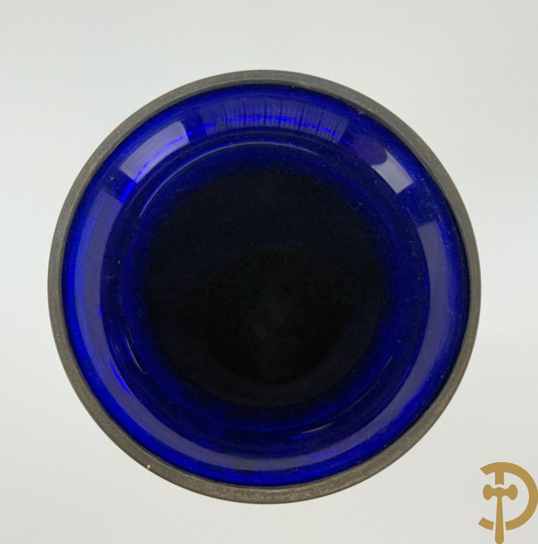 Blauwe kristallen Val-Saint-Lambert, gegalvaniseerd  met kopertechniek, ontwerper Leon Ledru, Art Nouveau rond 1900