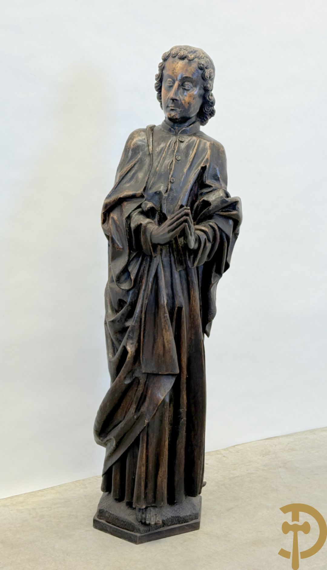 Vlaamse houtsculptuur van apostel, 18e
