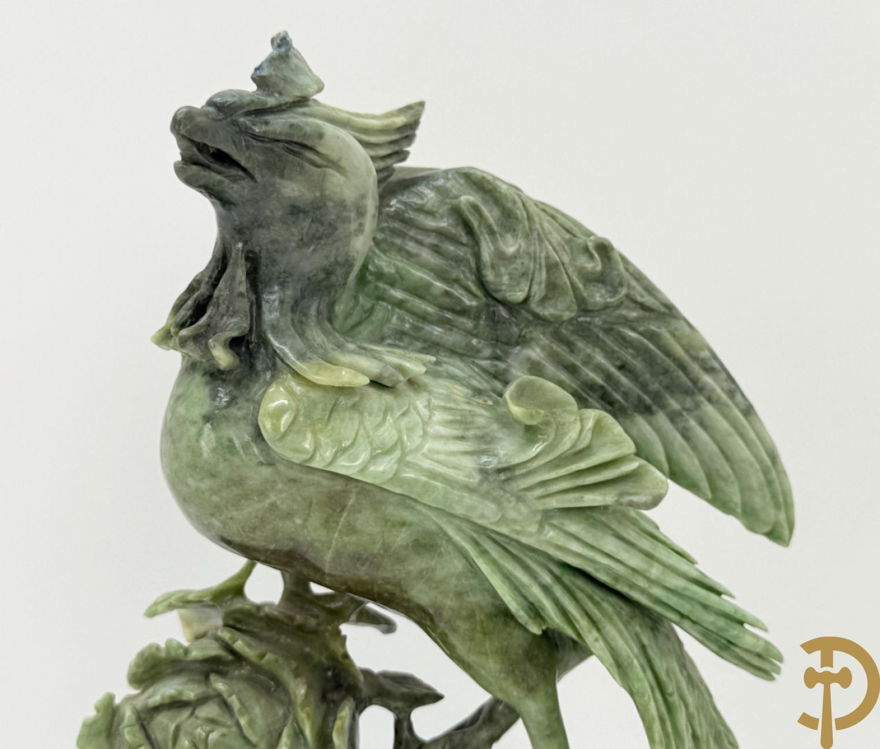 Paar Aziatische sculpturen met fenixen en pioenrozen