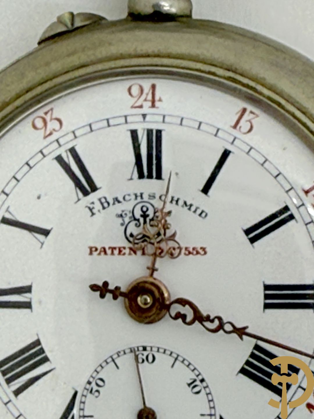2 zakhorloges Roskpf + zakhorloge met jachtmotieven + zakhorlogehanger + 2 zakhorlogekasten + chrono (na te zien) + zakhorloge Bacschmed
