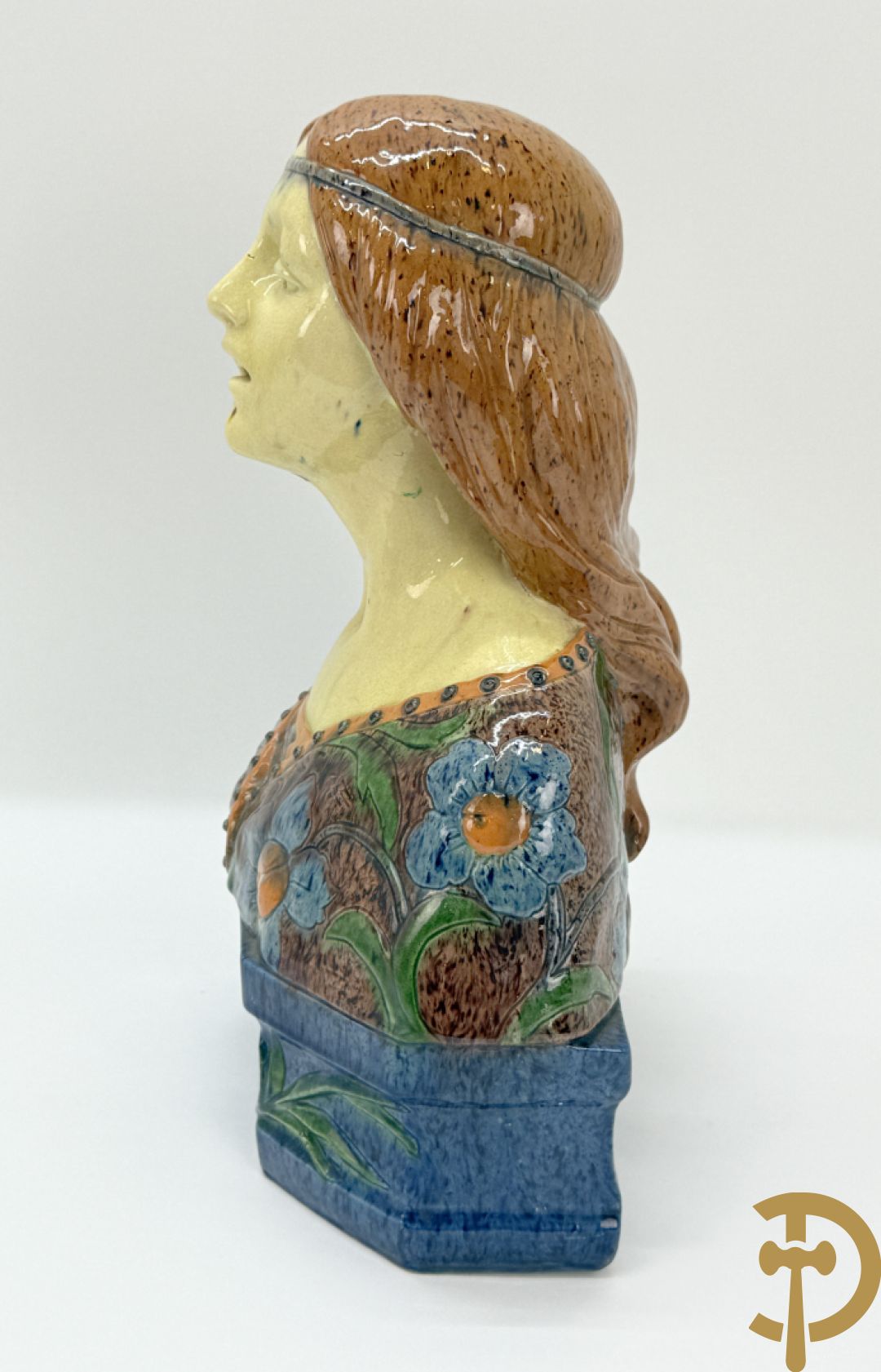 Vlaamse meerkleurige aardewerken Art Nouveau  buste Sint Cecilia