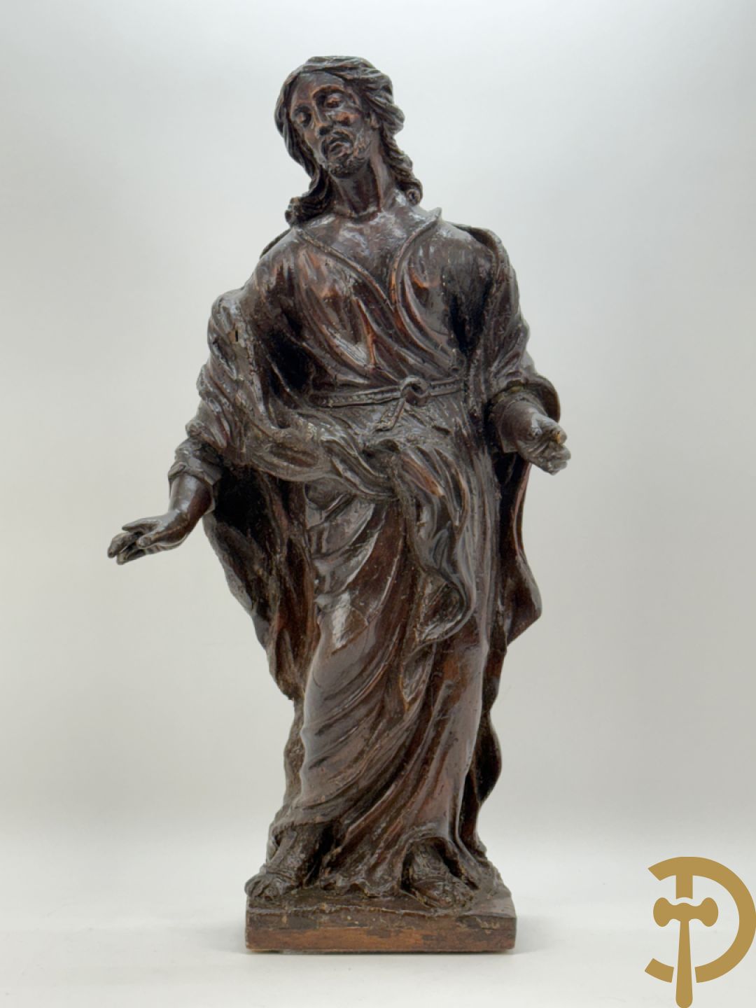 Houtgesculpteerde antieke religieuse voorstelling van evangelist, 18e