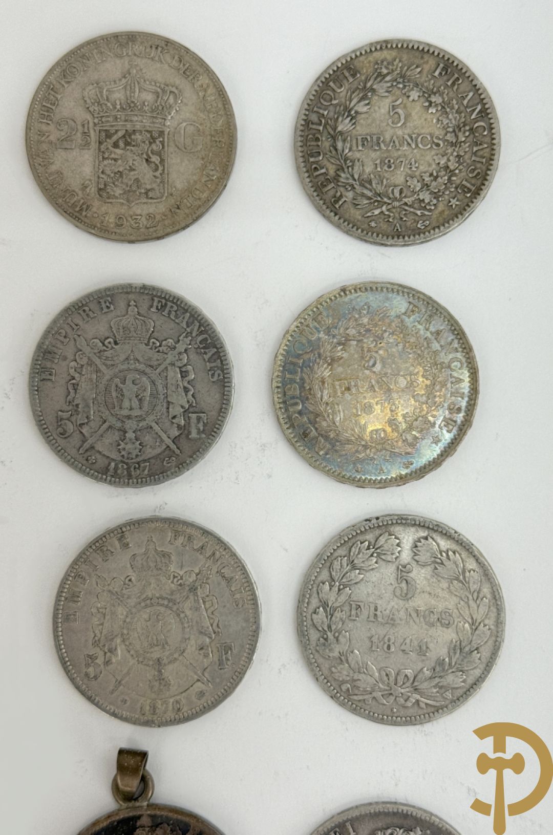 Reeks massief zilveren munten w.o. oude 5 Frank stukken van België en Frankrijk, belgische zilveren munten van 100, 250 en 500 Frank + zilveren munten van 1 Gulden Nederland