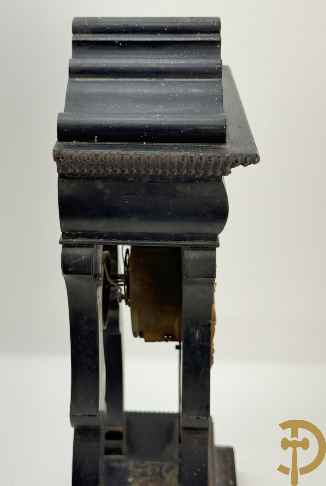 Napoleon III pendule met koper- en parelmoerinleg