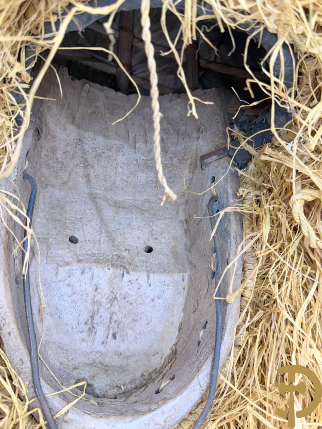 Afrikaans Yaka masker met raffia