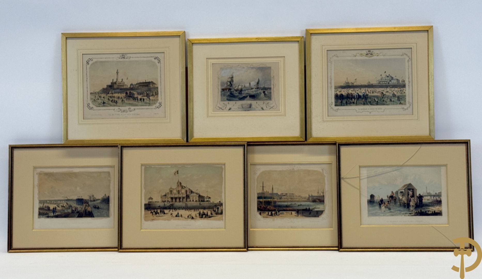 BORREMANS H. (4 stuks) en BUFFA (2 stuks) en CARSE (1 stuk) van - Zeven ingekleurde gravures van Oostende met o.a. Kursaal, vuurtoren, station en pier