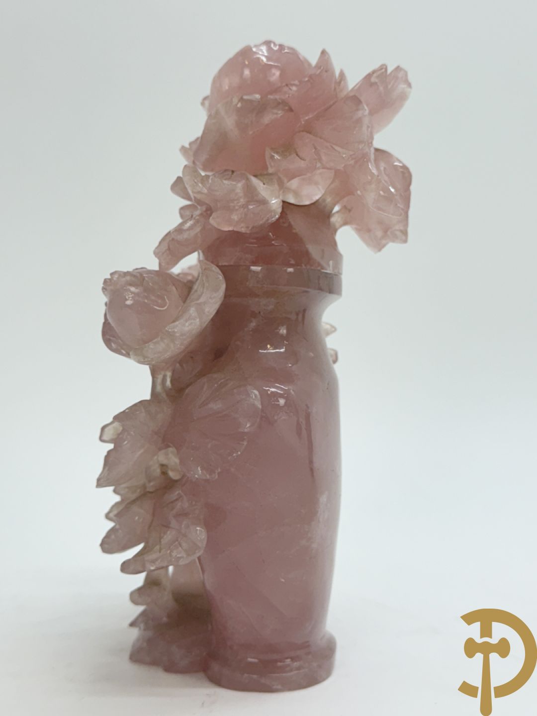 Brule parfum met bloemenmotieven in quartz + brule parfum in jadeiet + brule parfum met salamanders