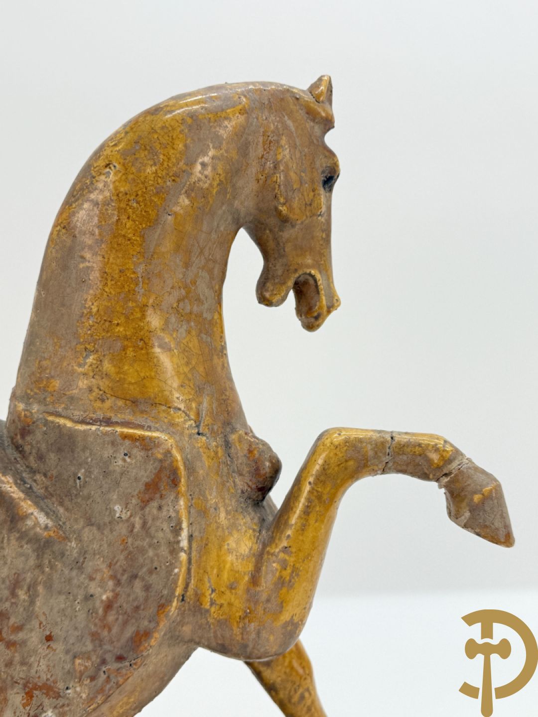 Gekleurd keramieken Aziatisch tang paard