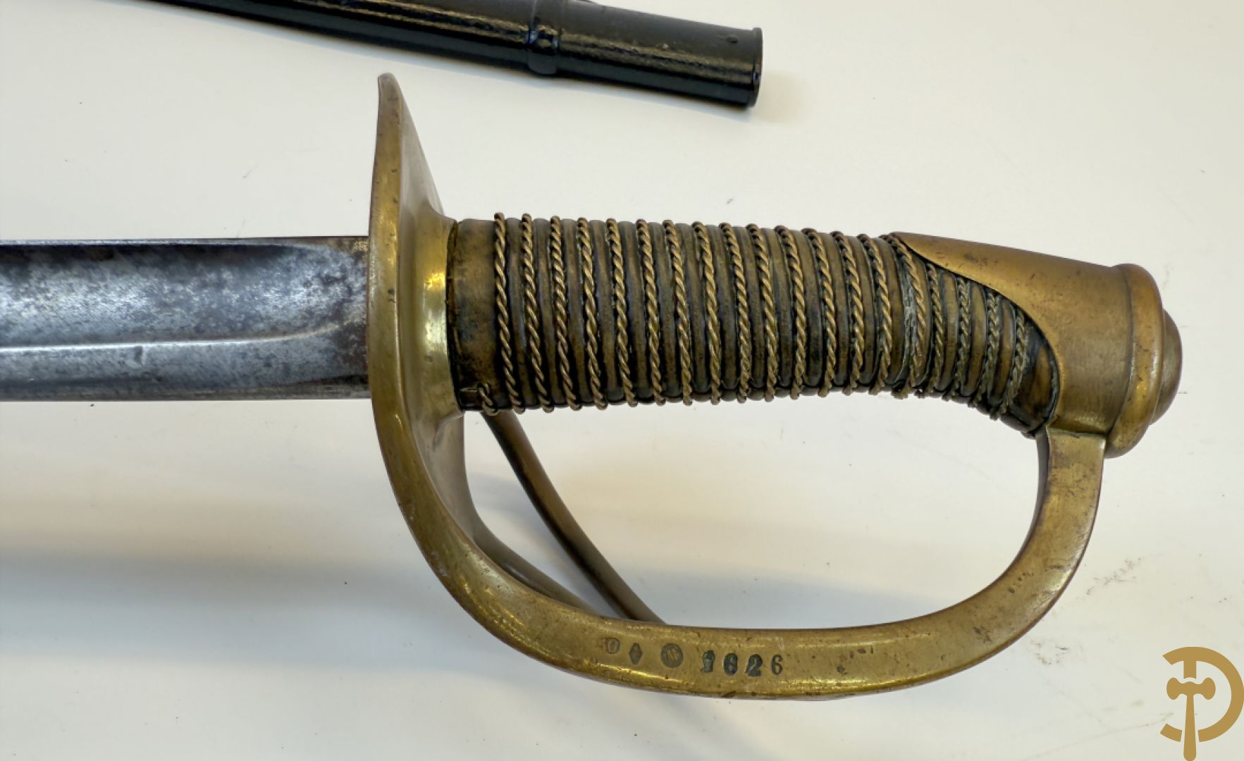 Sabel van de Franse cavallerie in schede