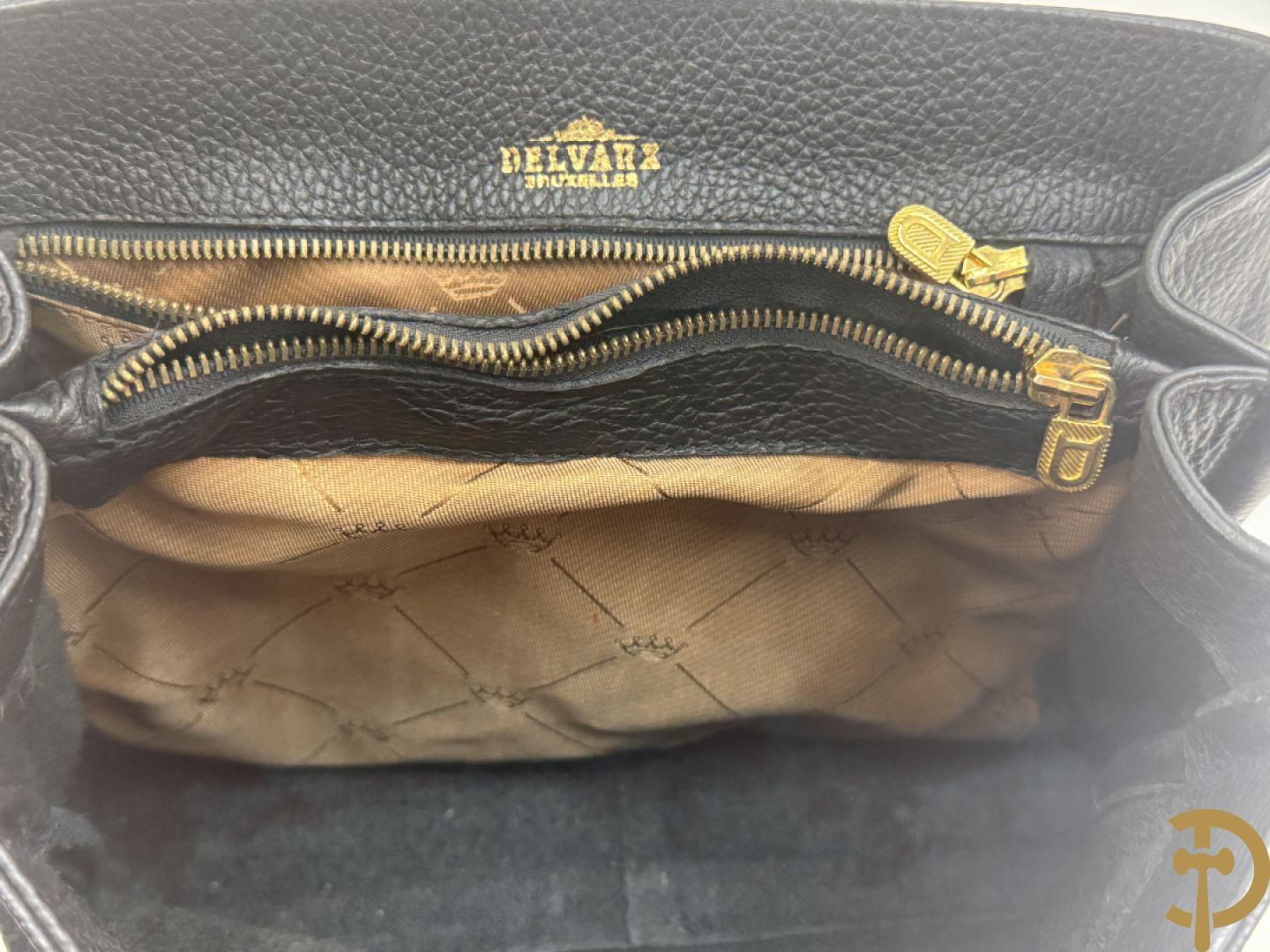 Zwarte en cognackleurige replica Delvaux handtassen