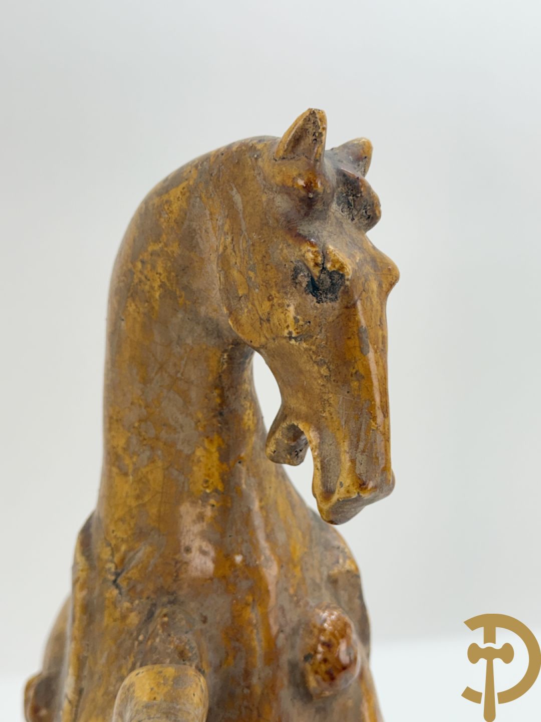 Gekleurd keramieken Aziatisch tang paard