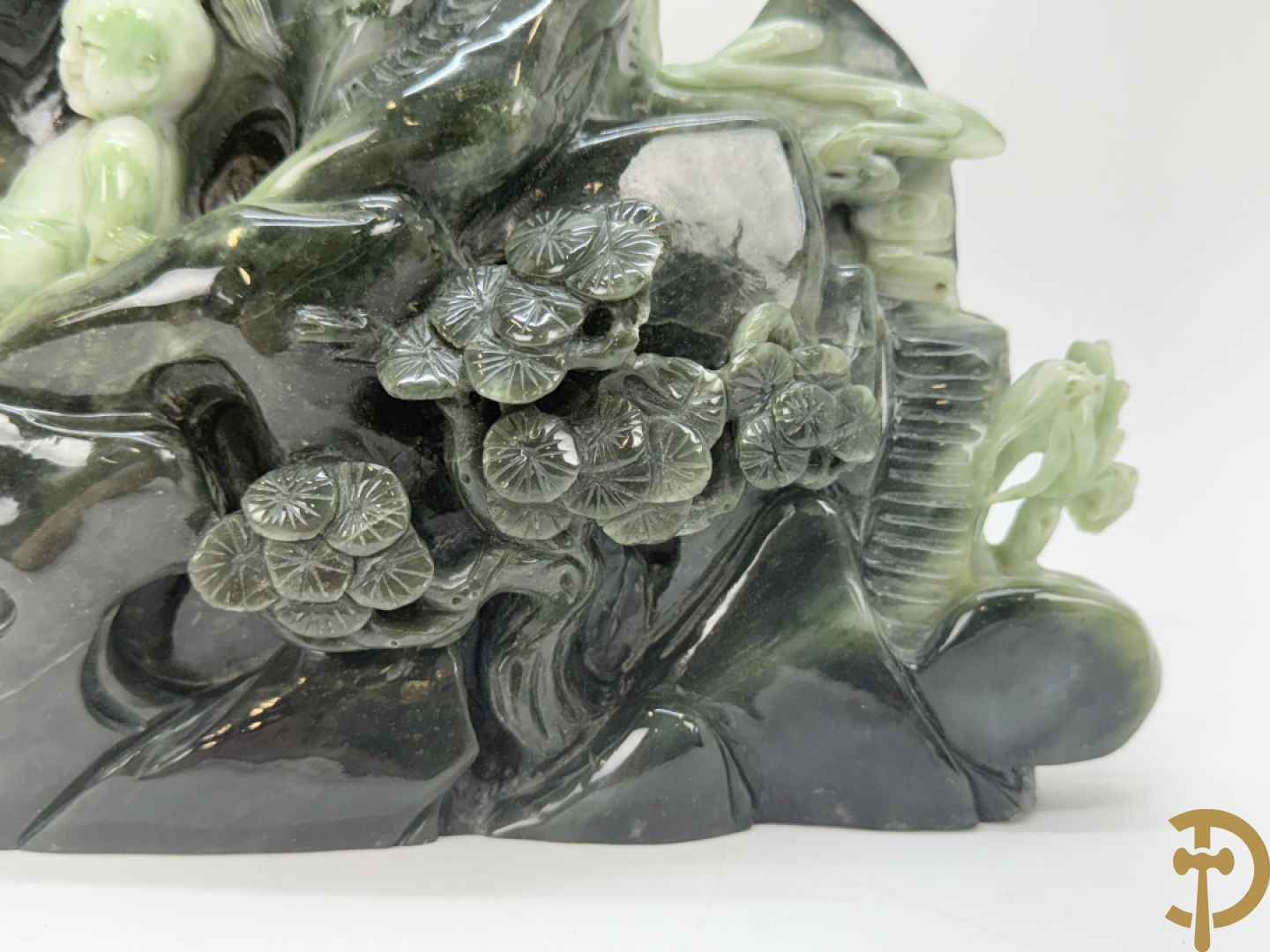 Aziatische sculptuur in jadeiet 