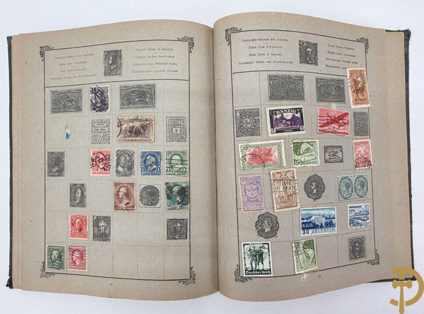 10 postzegelalbums van o.a. Duitsland, Congo, België, ... - Heel divers met veel zeldzame zegels