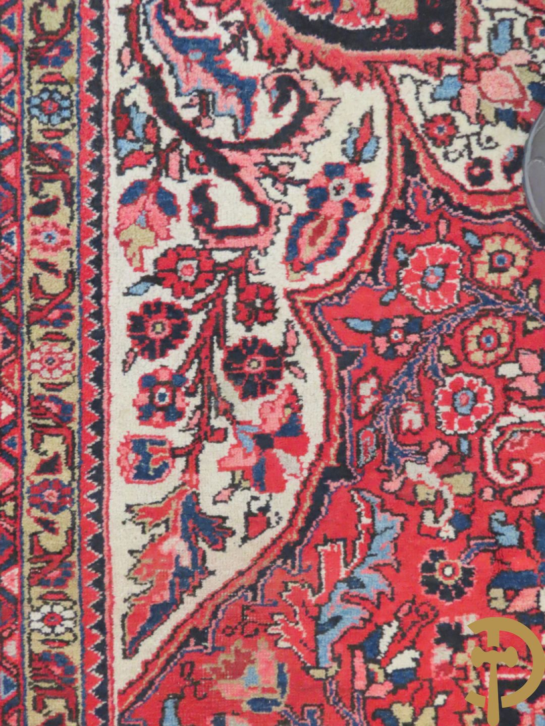 Oosters handgeknoopt tapijt Heriz met bloemenmotieven
