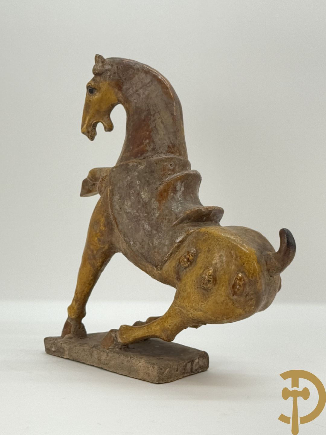 Gekleurd keramieken Aziatisch tang paard