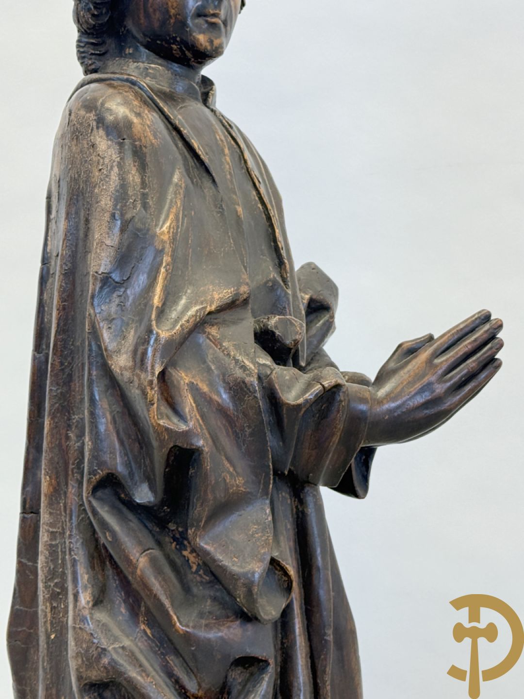 Vlaamse houtsculptuur van apostel, 18e