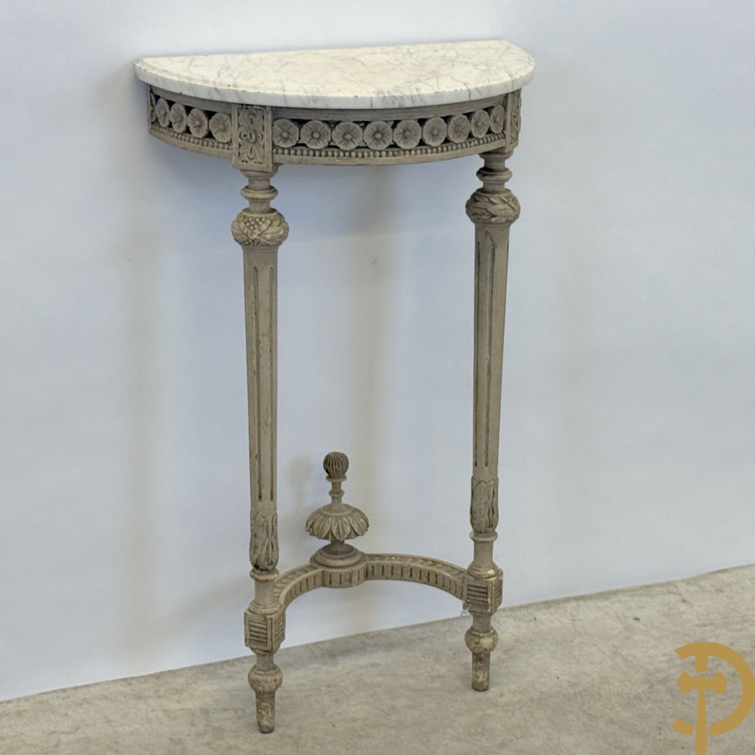 Louis XVI muurconsole op gecanneleerde poten