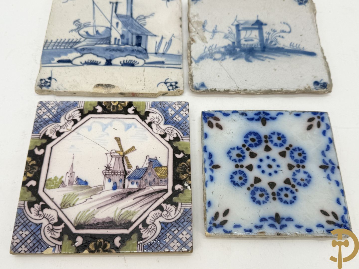 Lot 18e faience tegeltjes w..o. Delfts en Vlaams + Delftse potiche