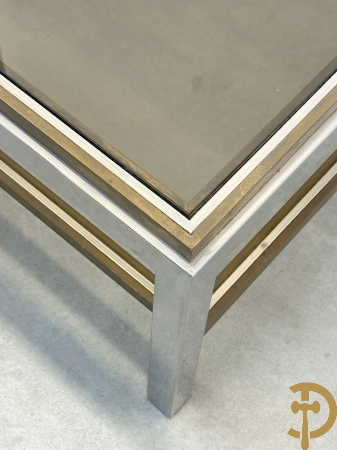 Salontafel met fumé glazen blad, koper en chromé, Belgochrome