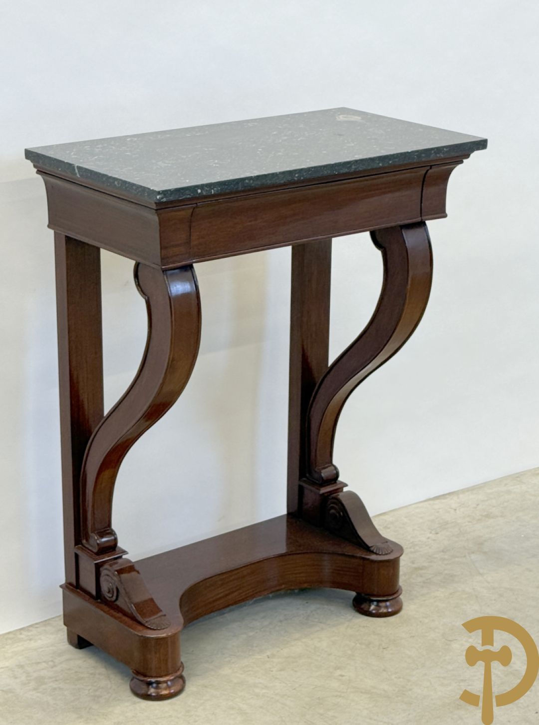 Mahoniehouten console met lade en arduinen blad, Charles X