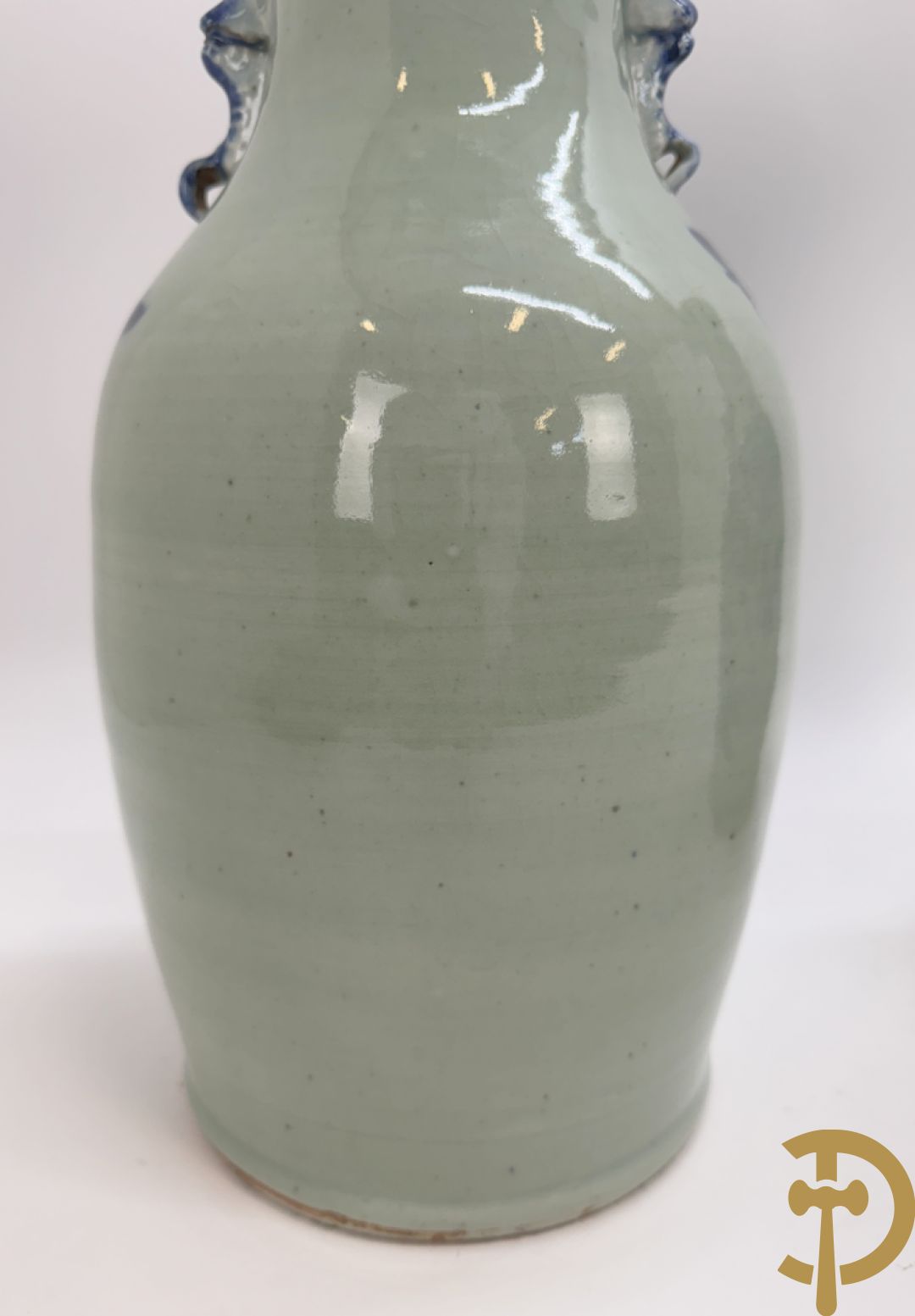 Paar Chinese porseleinen blauw/wit vazen met bloemendecor