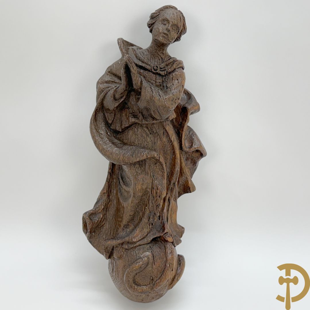 Eikenhouten verweerde houtsculptuur 