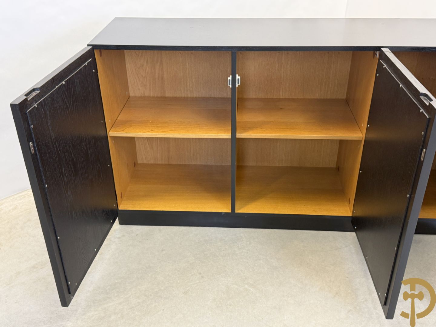 Zwartgelakte brutalistische vijfdeurs sideboard met ingewerkte lades, model Torino, ontwerper Frans Defour