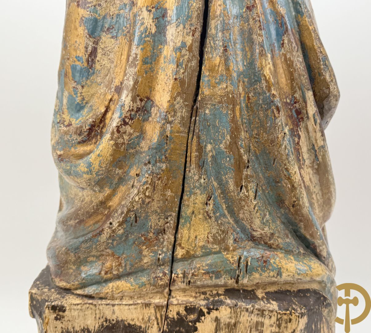 Houtsculptuur gepolychromeerde zittende Madonna met kind op de schoot, Zuid Europees
