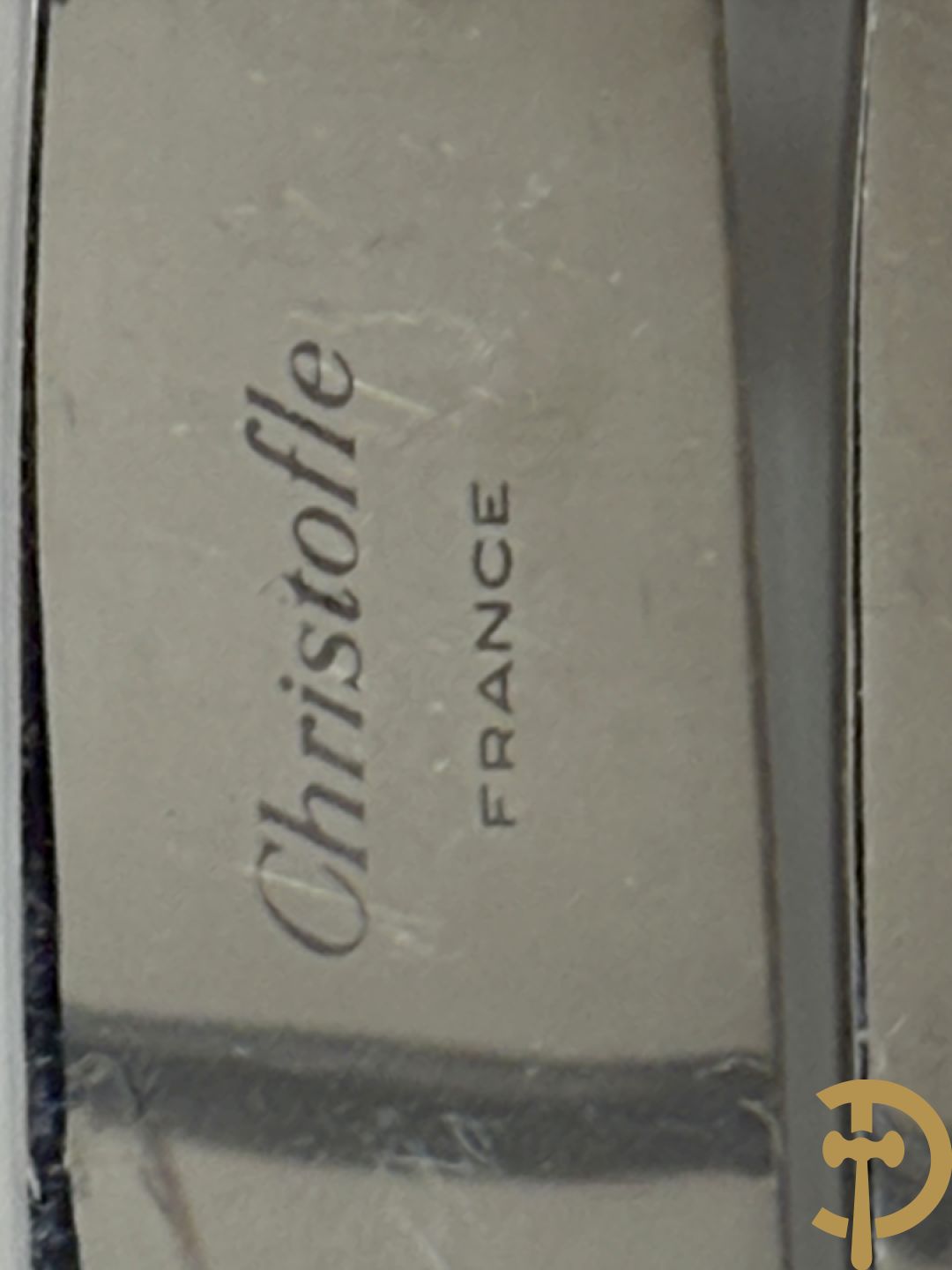 Christofle perlé bestek bestaande uit 8 reeksen van 12 stuks : vorken, lepels, messen, visvorken, vismessen, dessertmessen, taartvorkjes en koffielepels
