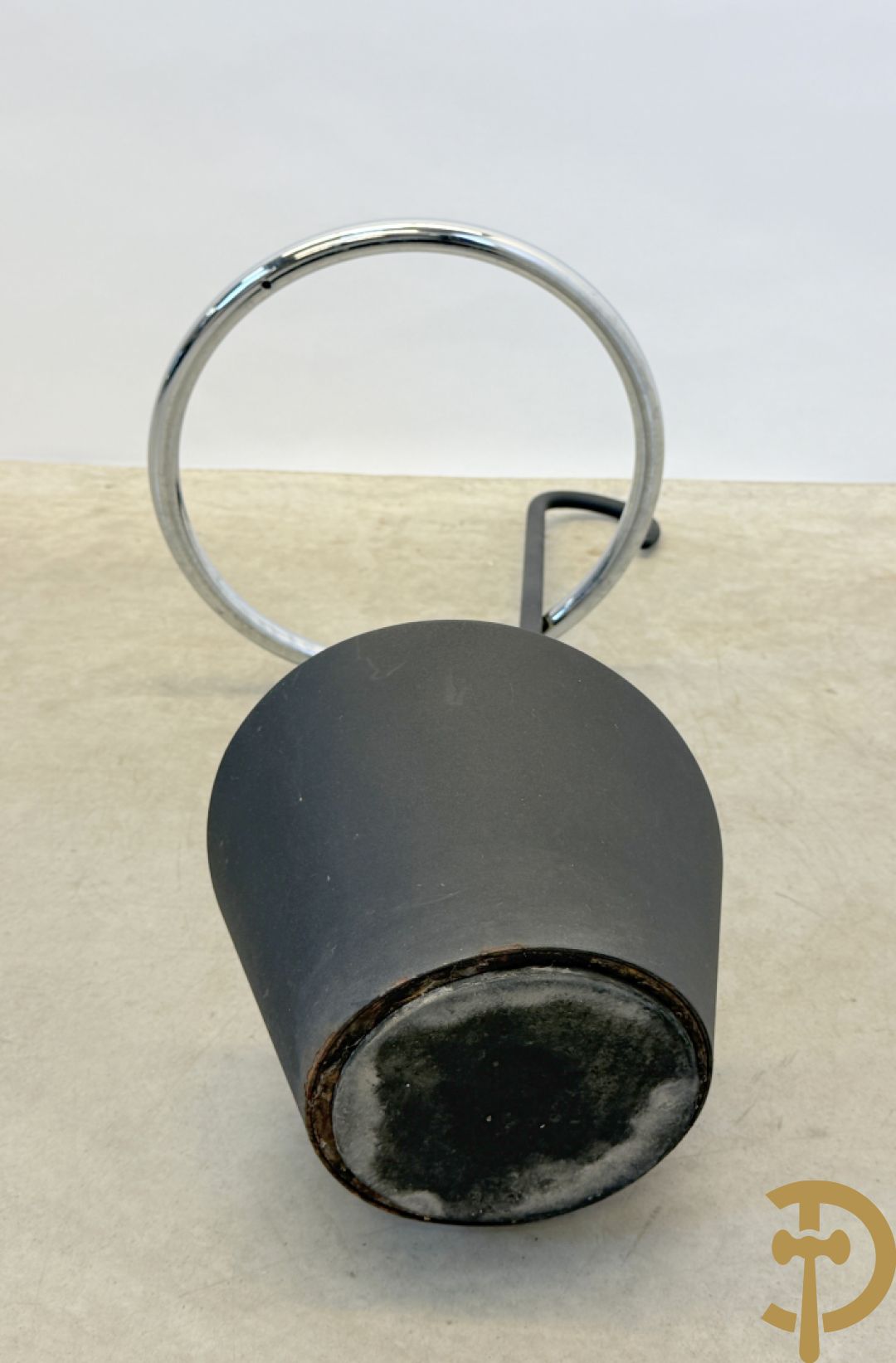 Design paraplu staander in chroom/gelakt staal, designer Pastoe, designer Shiro Kuramata