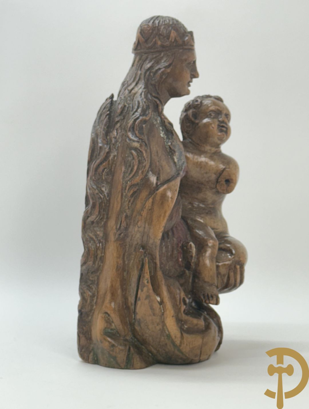Houtsculptuur Madonna met kind