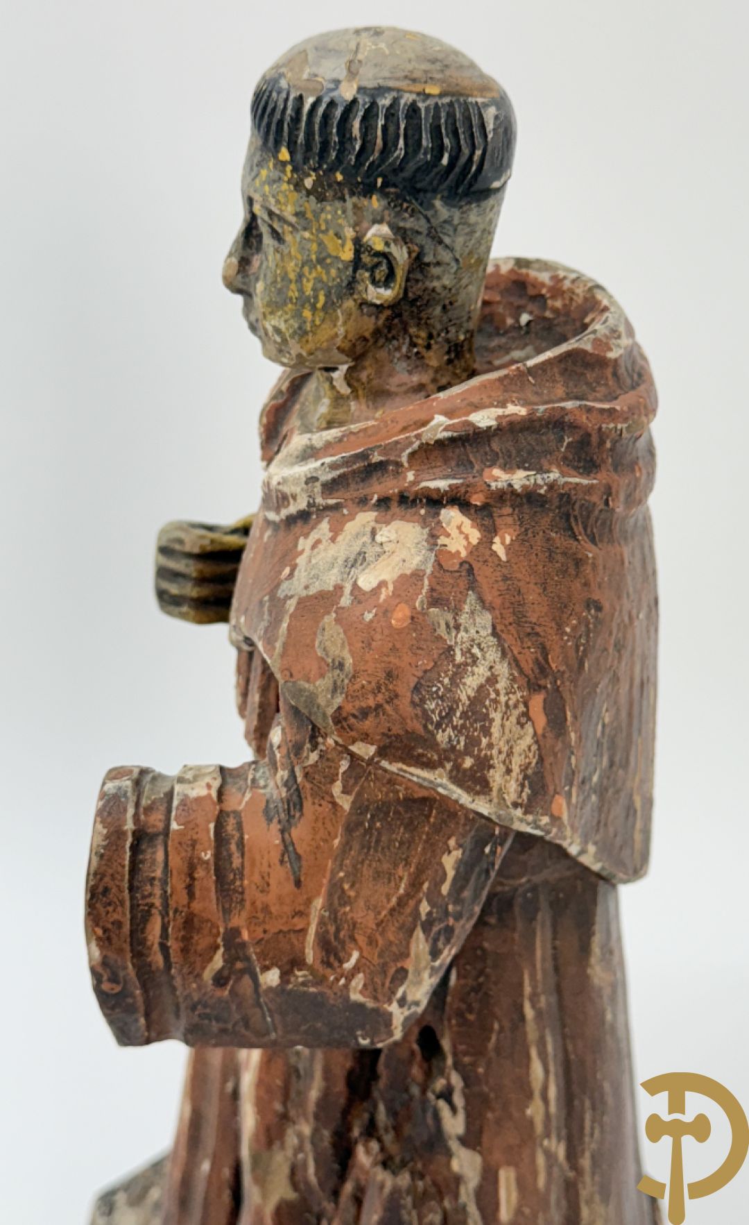 Volkse houtsculptuur van Sint Antonius