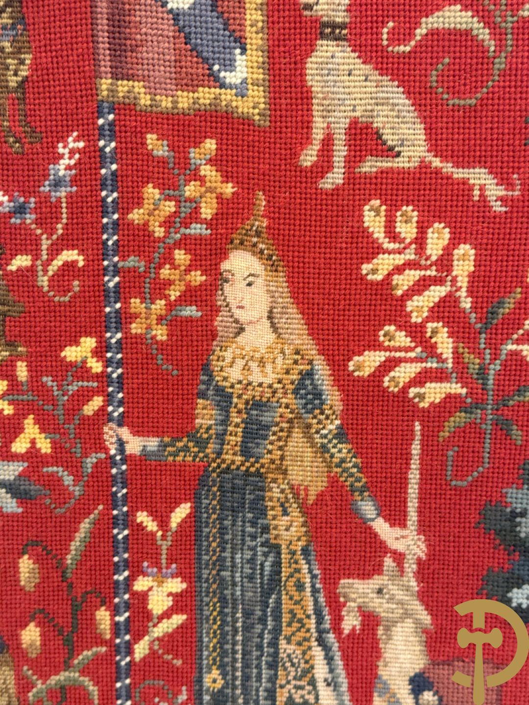 Haardscherm in mahonie met tapisserie
