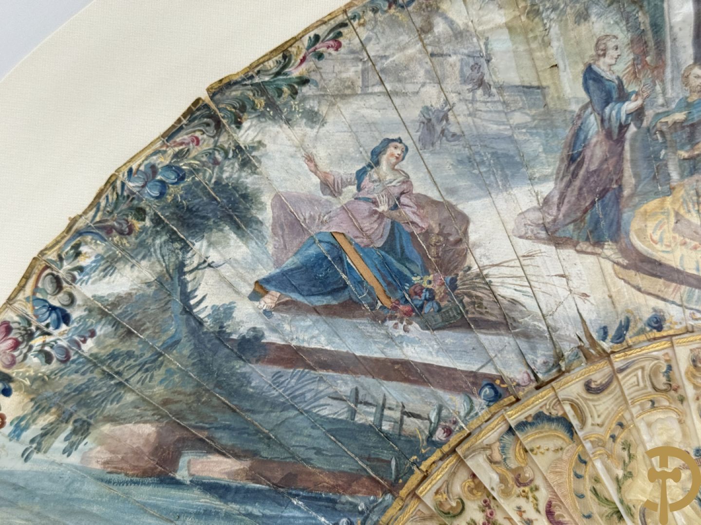 Ingelijste waaier met handbeschilderd romantisch tafereel