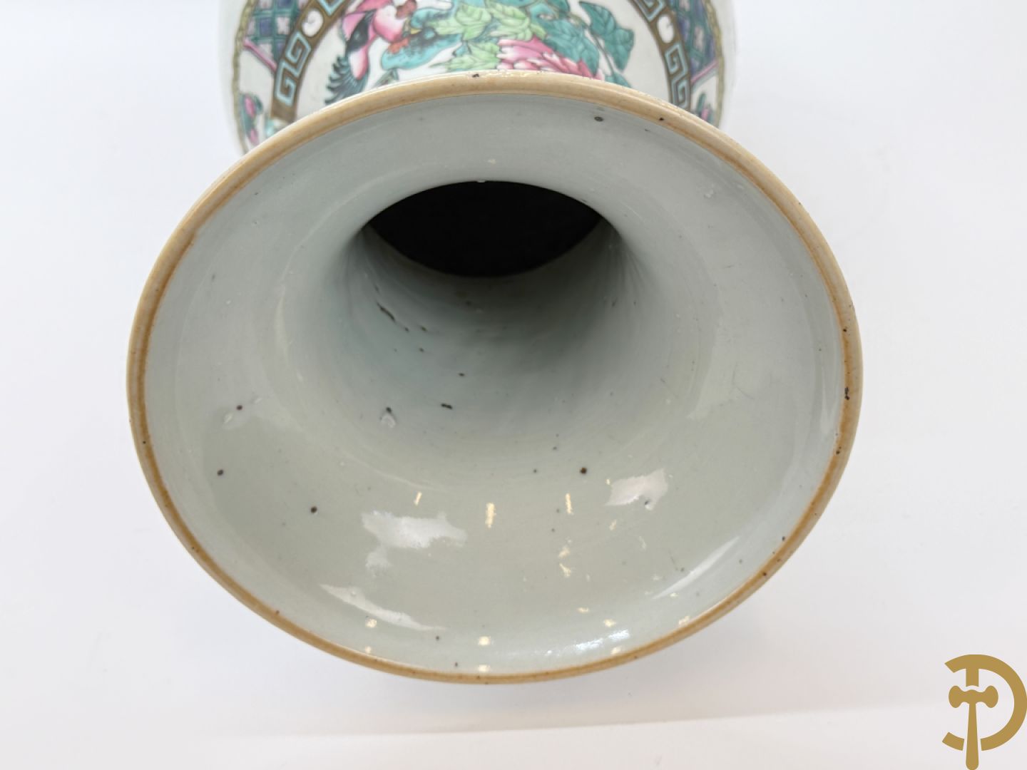 Chinese porseleinen vaas met decor van hanen en bloemen