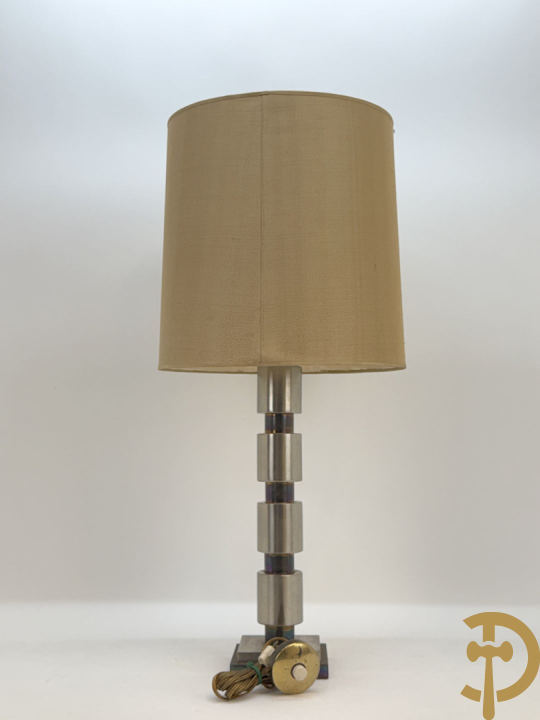 Vintage lampadaire op chromé voet