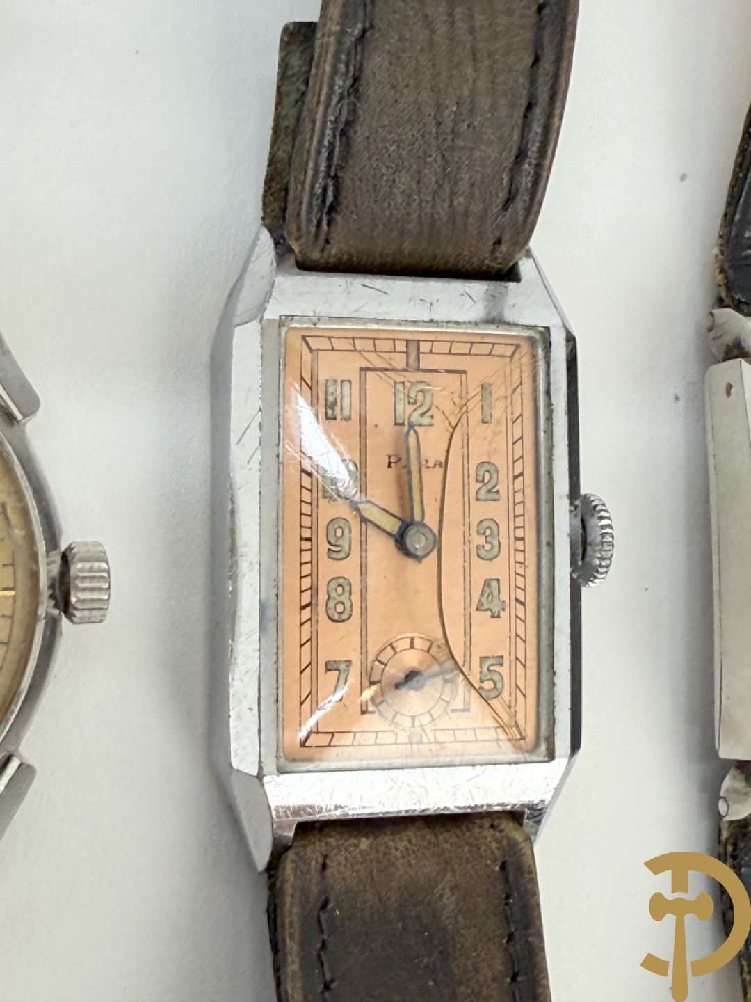 Zeventien vintage dames- en heren polsbandhorloges + 2 binnenwerken