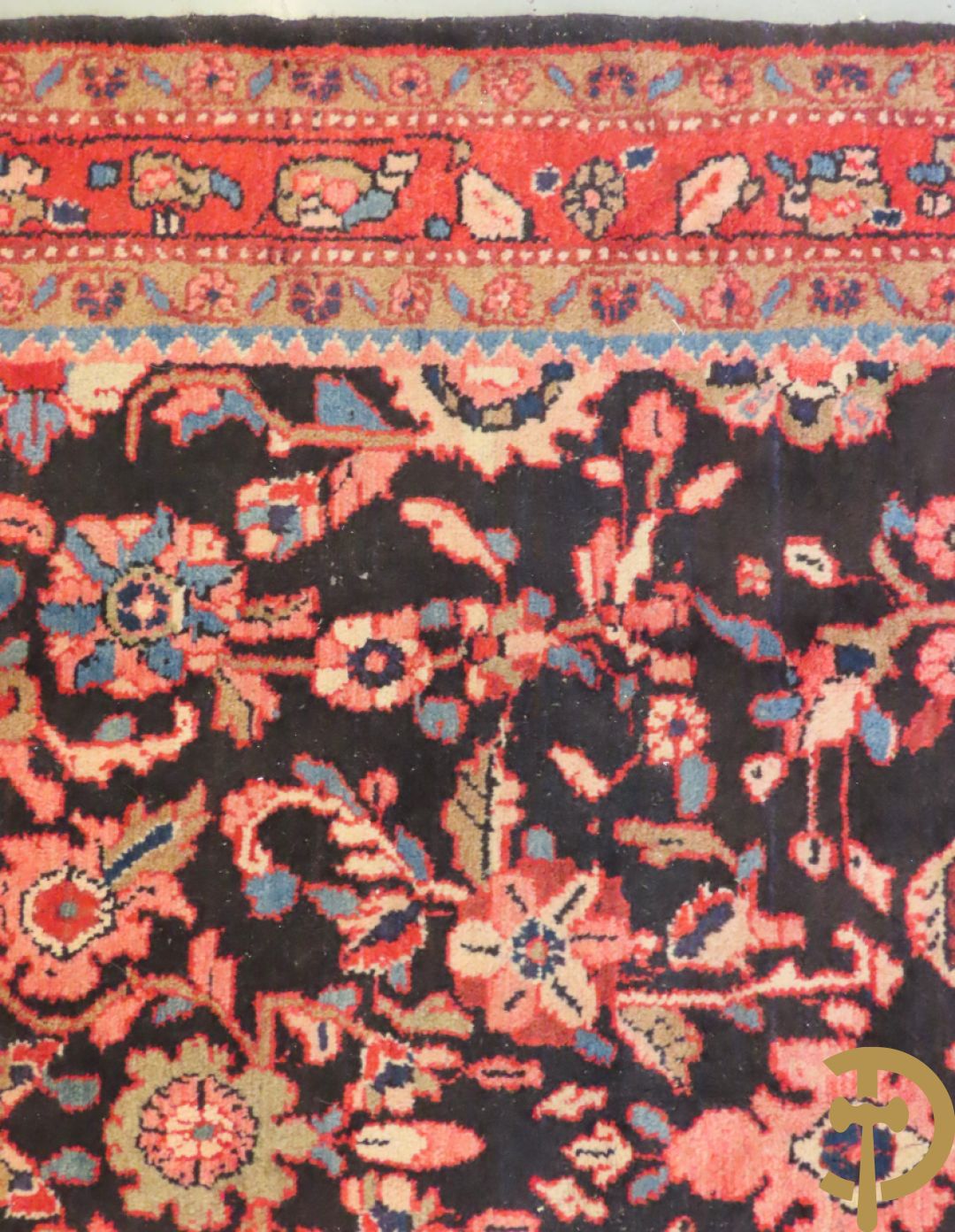 Iranees handgeknoopt tapijt met bloemendecor op blauwe fond, Nanadi